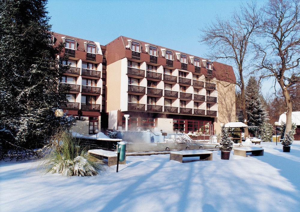 Ensana Thermal Sárvár 外观 照片